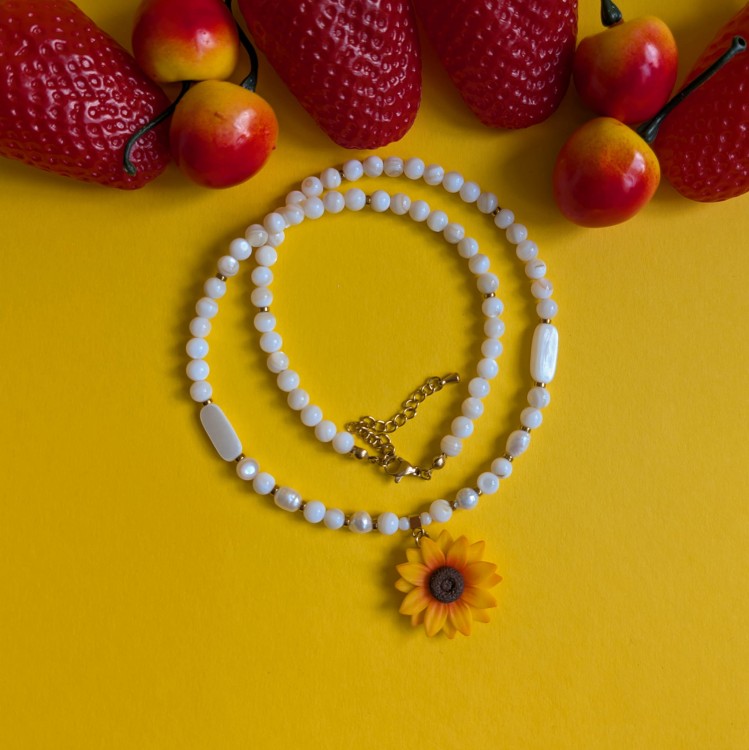 naszyjnik-perly-masa-perlowa-slonecznik.jpg