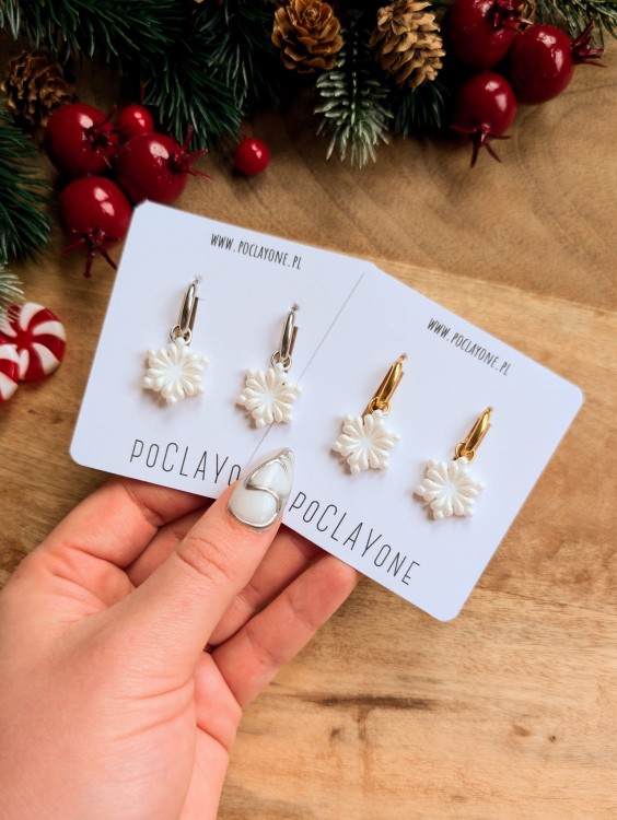 wiszace-kolczyki-sniezynki-perlowe.jpg