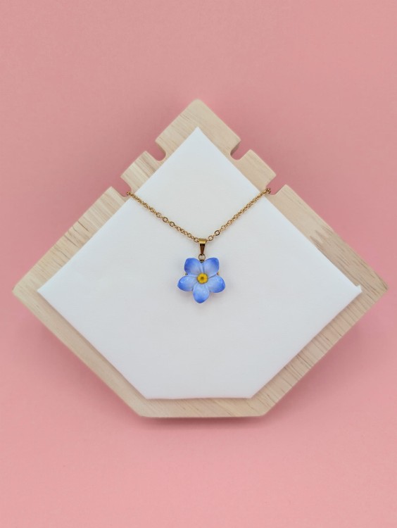 naszyjnik-z-niezapominajka-lancuszek.jpg