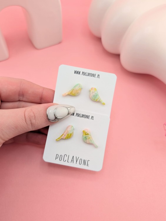 kolczyki-pastelowe-ptaszki-sztyfty.jpg