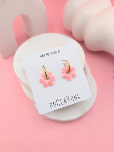 urocze-rozowe-kwiatuszki-kolczyki.jpg