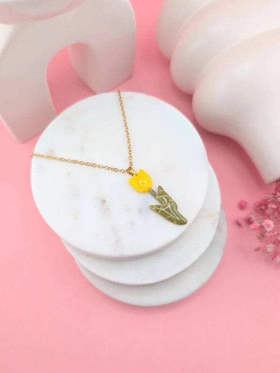 naszyjnik-z-tulipanem.jpg