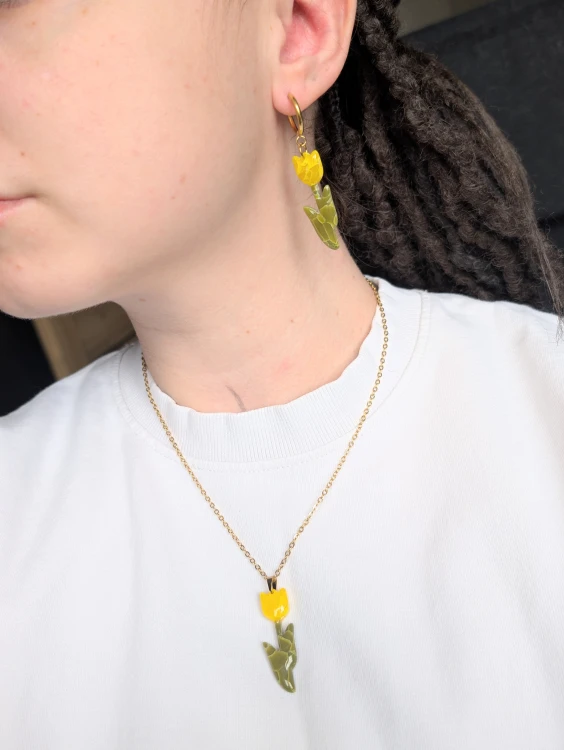bizuteria-z-zoltym-tulipanem.jpg