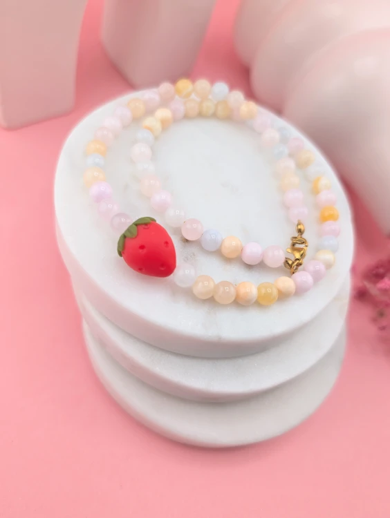 letni-naszyjnik-owocowy-z-truskawka.jpg