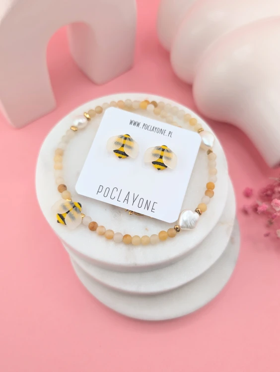 naszyjnik-z-pszczolka.jpg