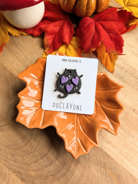 pin-kotek-halloween-czany-kot.jpg
